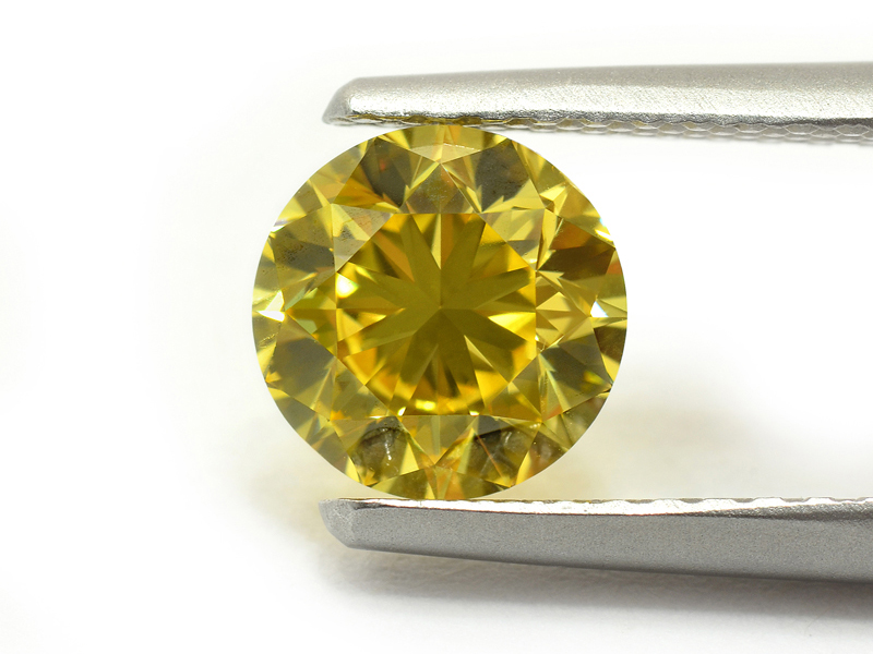 Vivid Yellow natural colored diamond top view